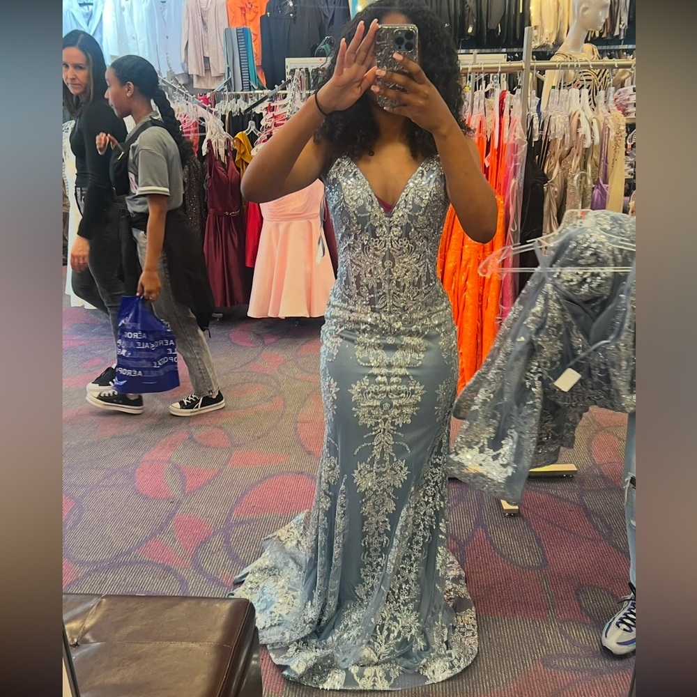 PROM DRESS